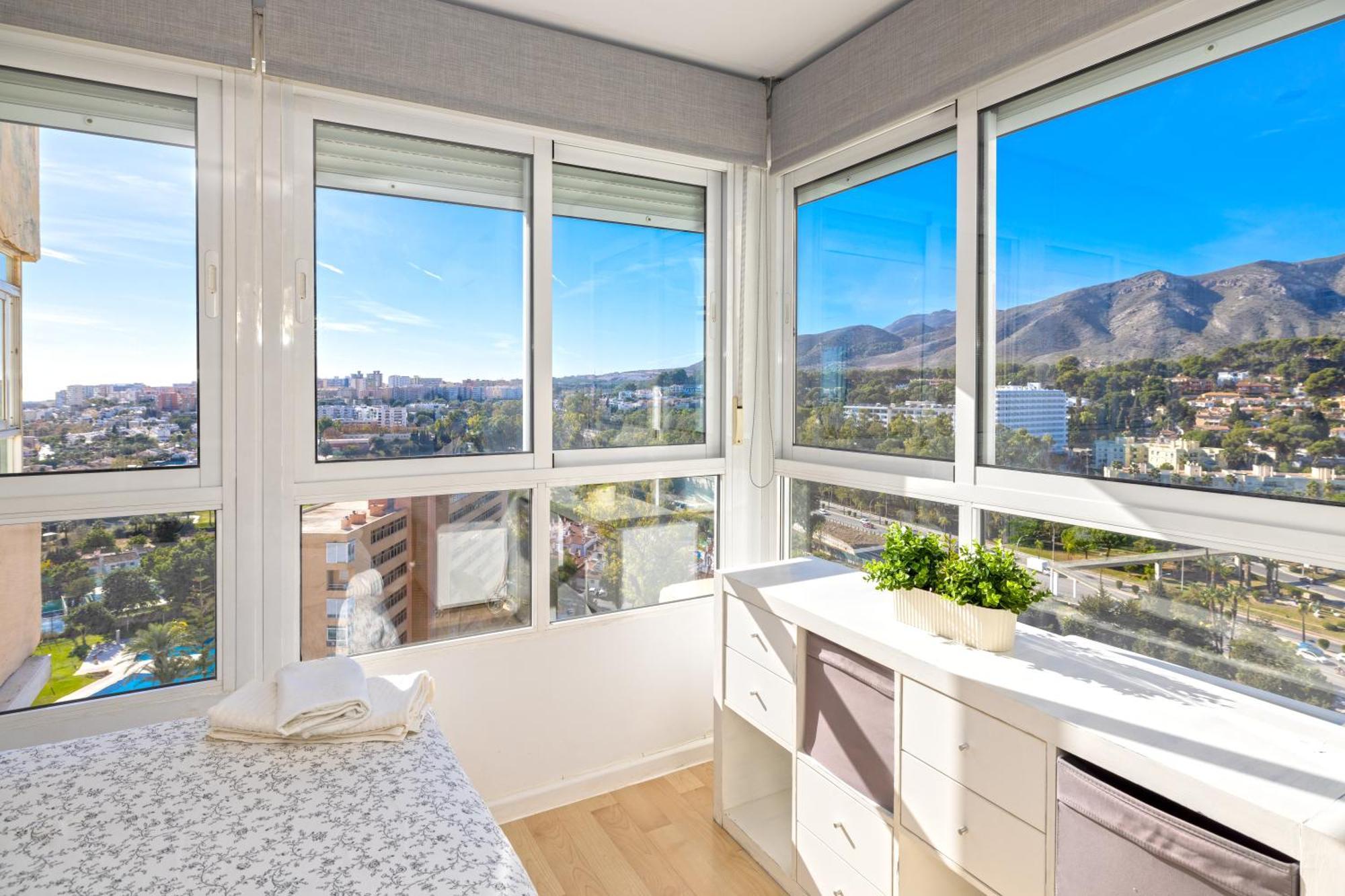 Sun Apartments Торремолинос Экстерьер фото